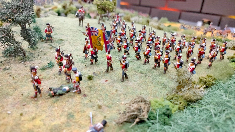 Tropas escocesas en Mont Saint Jean. Maqueta «Batalla de Waterloo» del Museo de Miniaturas Militares de Jaca