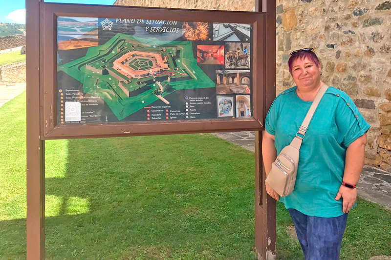 Esther Campo, visitante un millón de la Ciudadela de Jaca